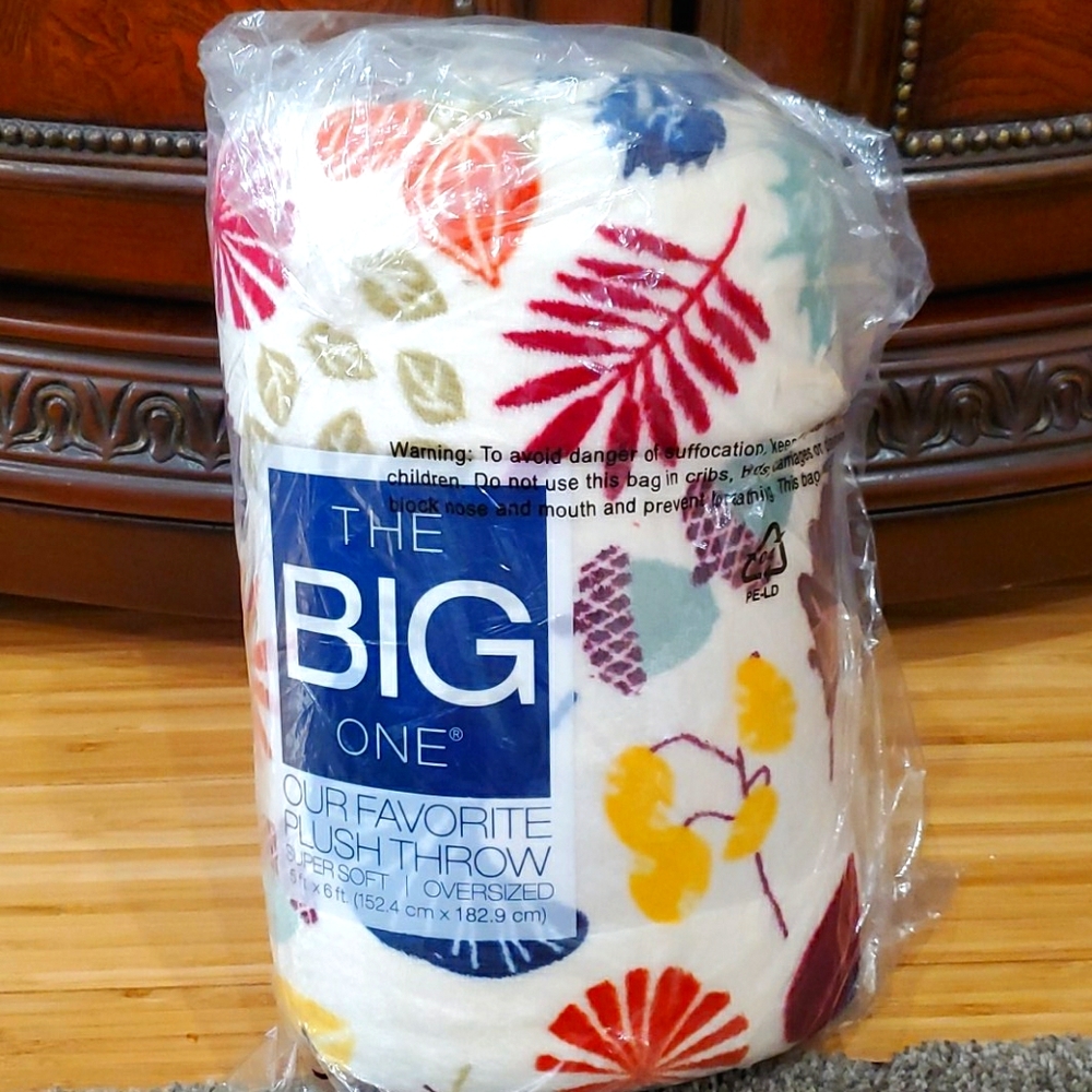 Plush throw